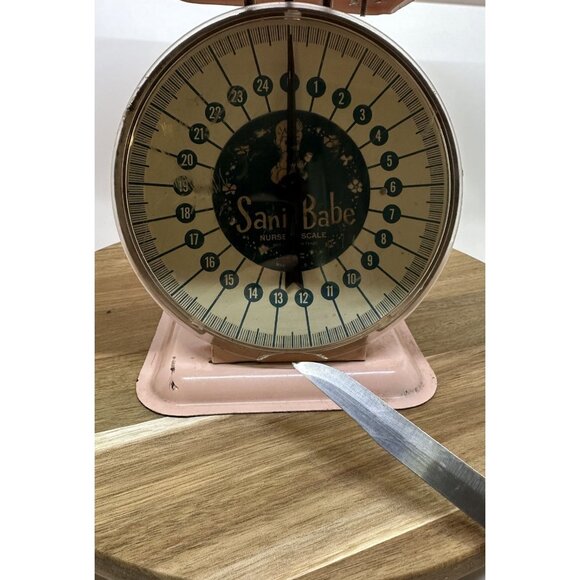 Vintage Sani-Babe Baby Nursey Scale Pink Metal Body 24 LB Capacity Display USA - Picture 6 of 16